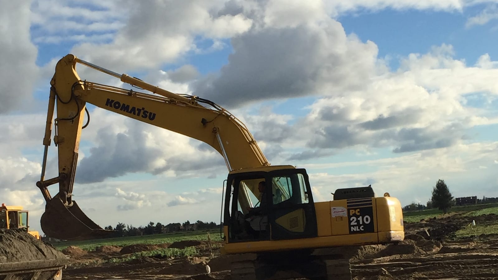 An El Sherouk excavator working at a site in Egypt.